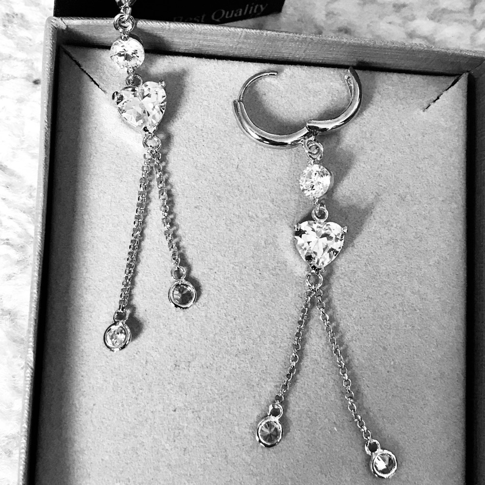Silver earring W Rhinestone - Picture 5 of 5